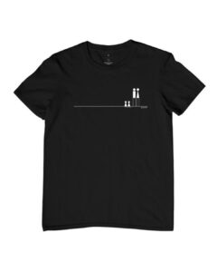 Camiseta Clássica - Minimalista - Preta - Casal e dois gatos